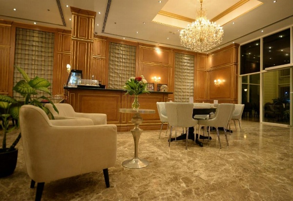 Strato Hotel by Warwick image 27