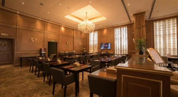 Strato Hotel by Warwick image 29