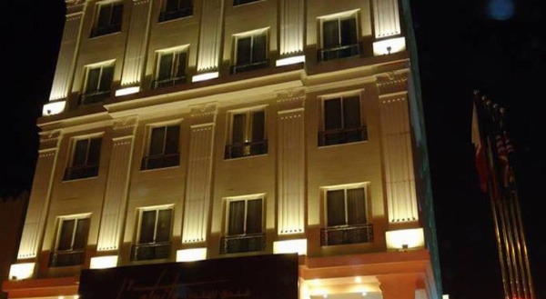 Strato Hotel by Warwick image 9